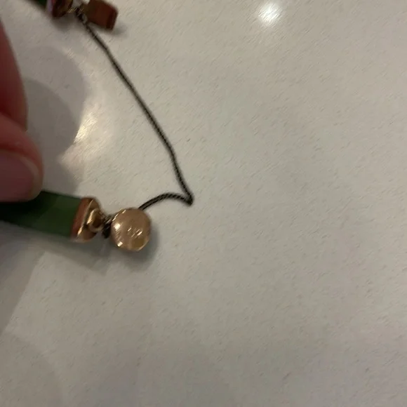 Genuine antique jade bracelet. From Vietnam and over 50 years old. 14ksolid gold - Picture 3 of 6